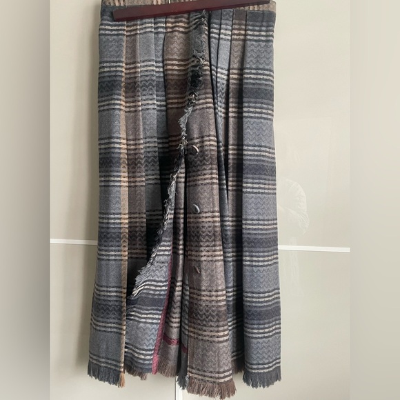 100% virgin wool vintage wrap skirt S/M size made in CA EUC muted unique colours - Picture 2 of 8